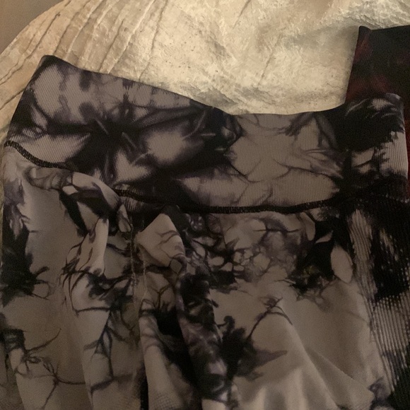 Tye dye workout leggings - Picture 8 of 9